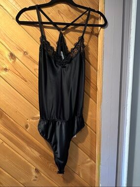 Forever 21 Black Lace-Trim Satin Bodysuit Chemise